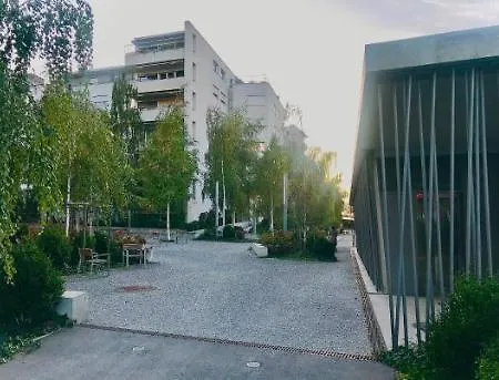 Close To Unil Epfl, Spacious And Bright 2 Bedrooms Apartment Lausanne